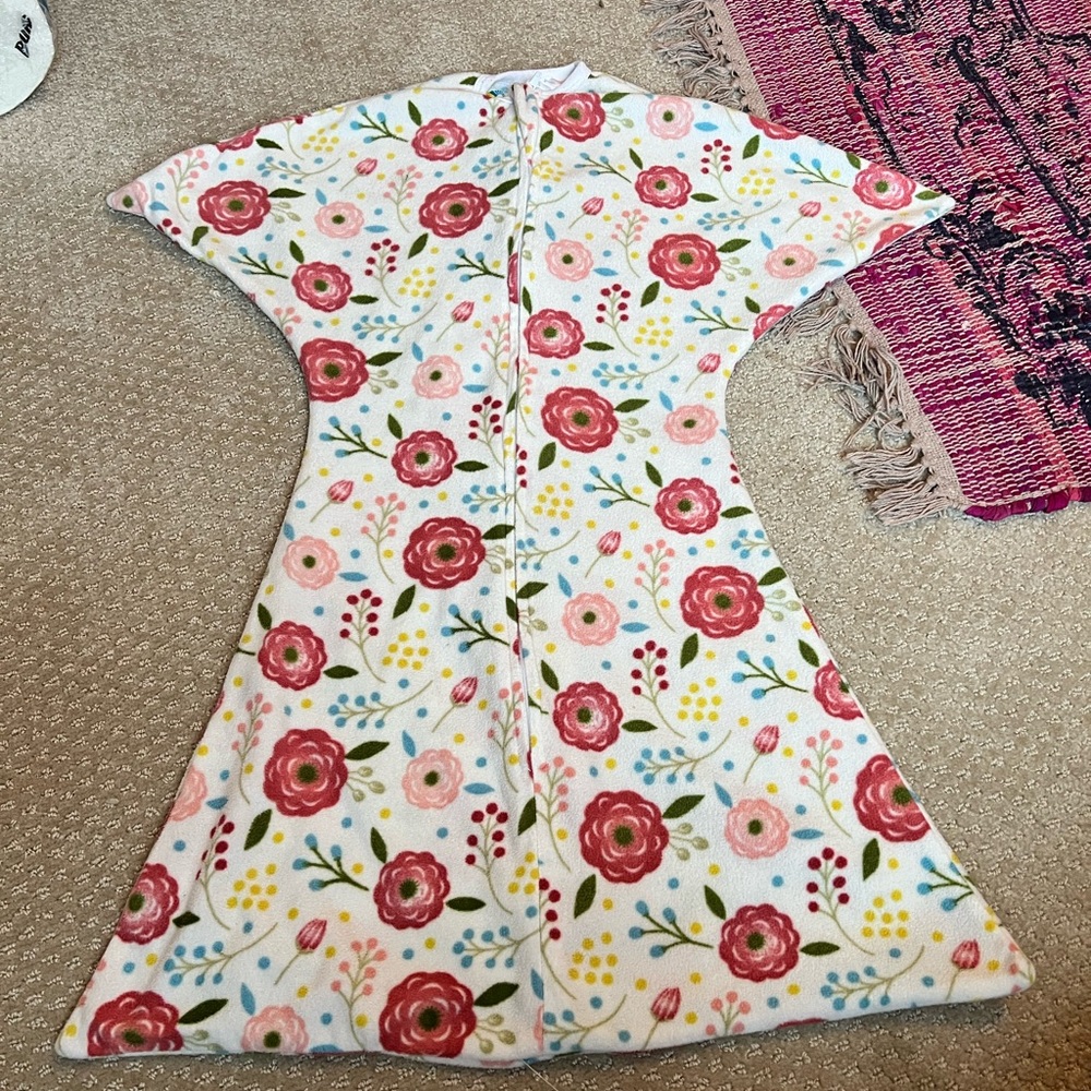 Zipadee-zip sleep sack medium fleece 6-12 “poppy”